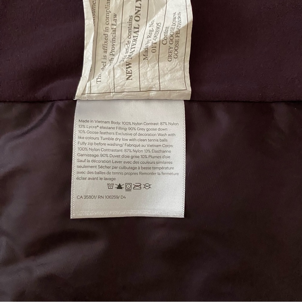 Lululemon Down for a Vest II - Picture 15 of 15